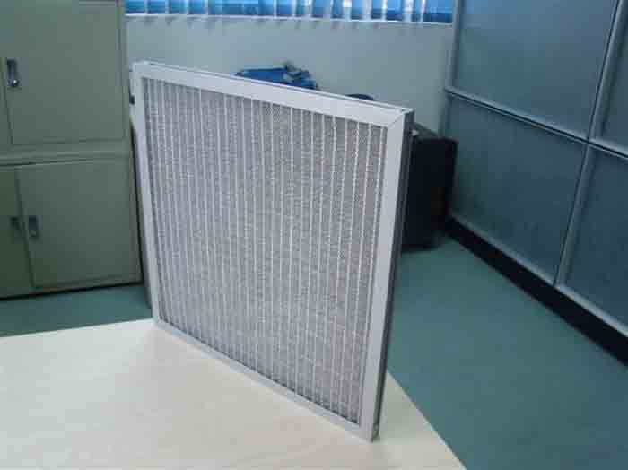 鋁網初效過濾器又稱為鋁網粗效過濾器或金屬孔網空氣過濾器 。